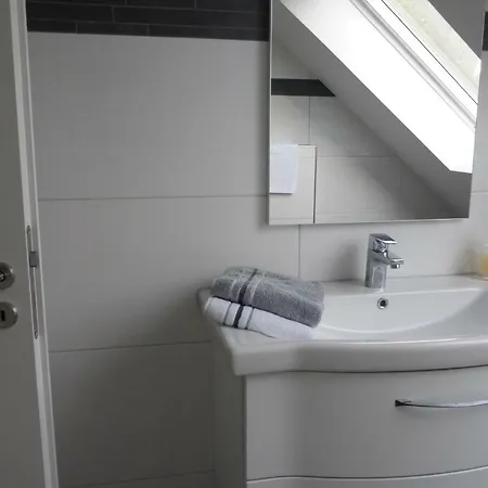 Am Eifelsteig Holiday home Roetgen